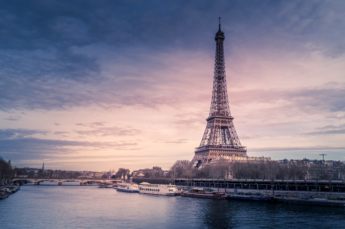 Paris city tour — Eiffel Tower